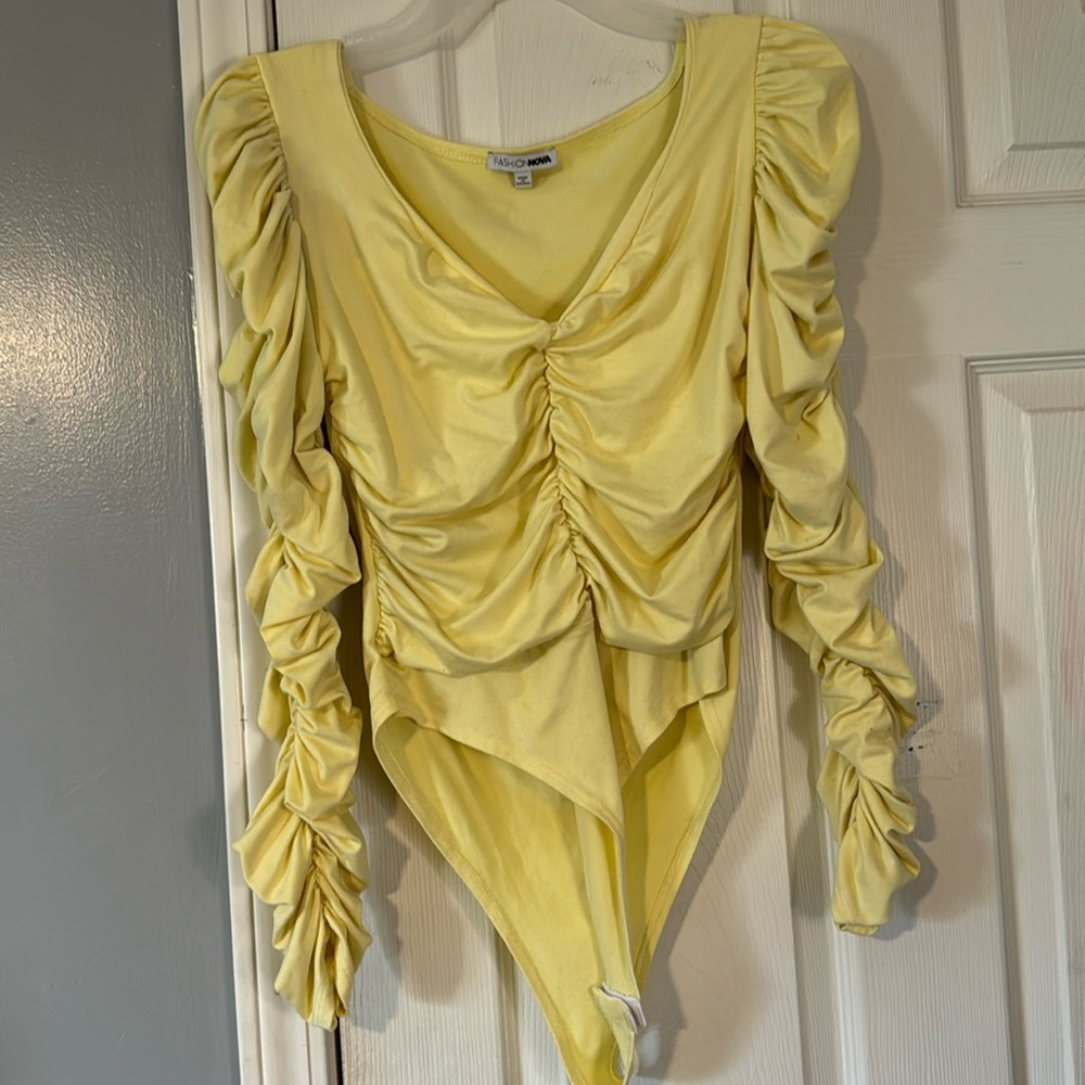 fashion nova butter yellow runched bodysuit